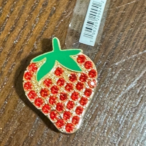 CROCS JIBBITZ 5 piece set of gold metallic tone jibbitz each retailing $6.99 - Picture 7 of 8